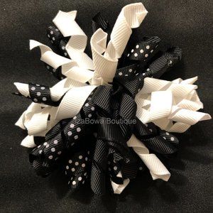 Black & White Polka Dot Korker Bow -kids- (2) 4B2772 Handmade NWT Boutique